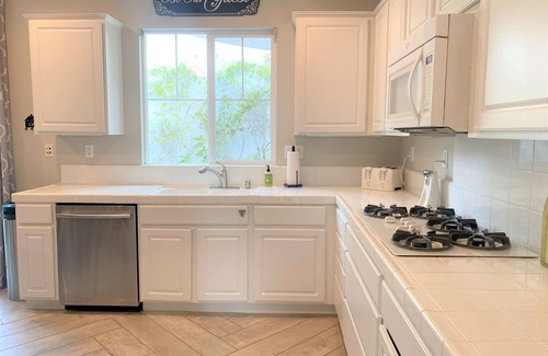 Ladera Ranch House | Game Room! Arcade Pinball/Basketball/Air Hockey/Pools/14' Trampoline/Corn Hole
