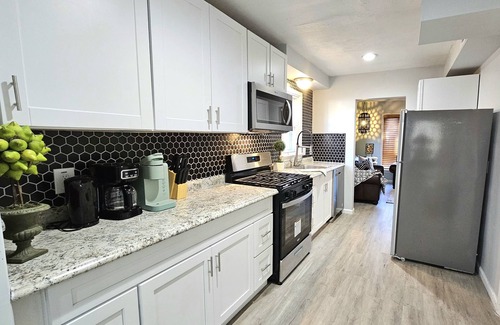 Cleveland House | Game room. FULLY fenced. Safe and quiet neighborhood