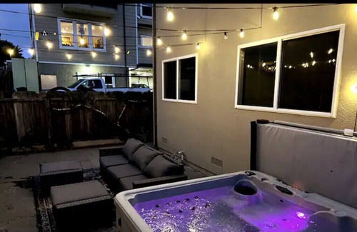 Sharp Park Condo | Game room, hot tub, 20 min to SF, beach 1 block away