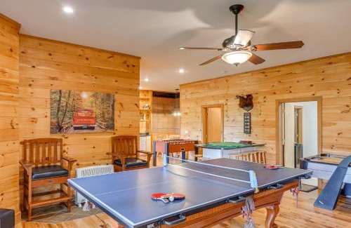 Franklin House | Game Room, Hot Tub and Decks Scenic Franklin Cabin