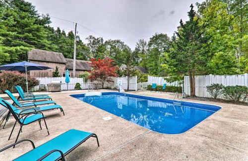East Stroudsburg House | Game Room, Pool and Hot Tub Poconos Paradise!