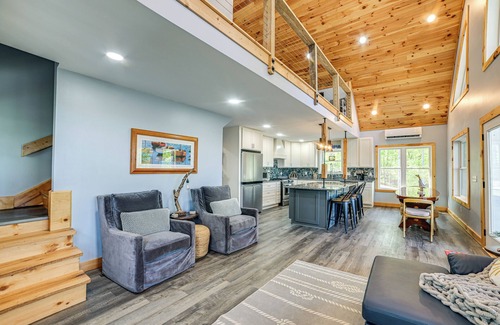 New Concord House | Game Room & Screened Porch: Kentucky Lake Retreat!