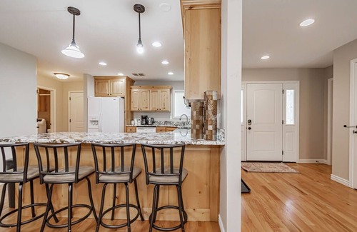 Idaho Falls House | Game Room|Theater|Hot Tub|Arcades