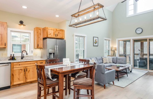 Cullowhee House | Game Room & Wraparound Decks: Cullowhee Home!