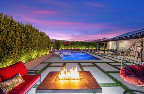Desert Hot Springs House | Gameroom, Pool, Spa, Firepit by MariamsBnb
