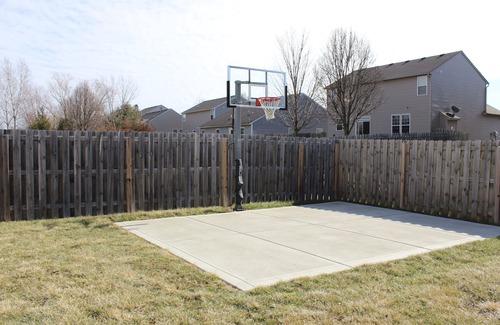 Westfield House | Games/10 Min to GrandPark/30 mins to INDY/Sleeps 14/