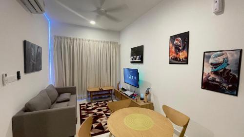 Petaling District House | GameStay Homestay Gaming Setia Alam