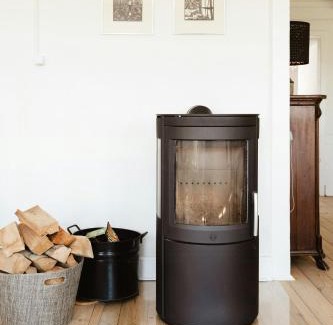 Stege House | Gammelt Landsted Med Udsigt Over Marker