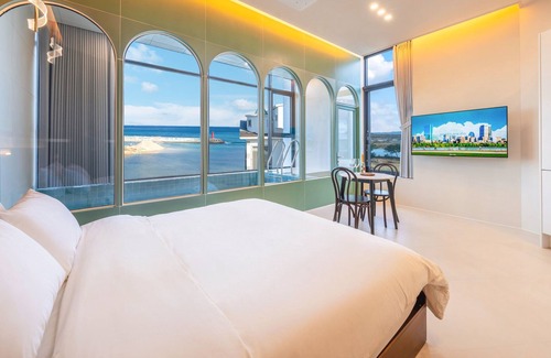 Gangneung House | Gangneung Leventia Pool Villa