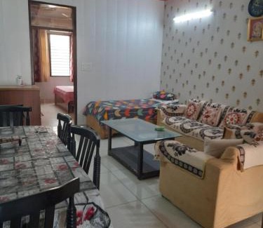 Bullawala Apartment | Ganpati Villa
