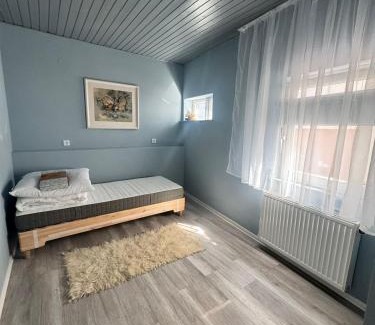 Kestert House | Ganzes Haus für 4 in Kestert