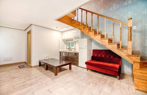 Sang House | Gapyeong Swimteo Pet Pension