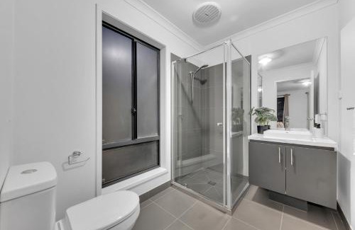 Truganina House | Garage converted into a room