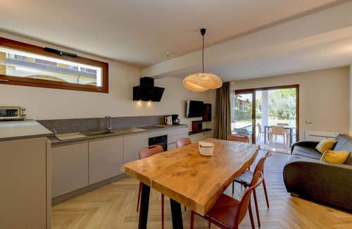 Pieve Vecchia Ski Chalet | Gardaliva 6 by the lake in Manerba del Garda