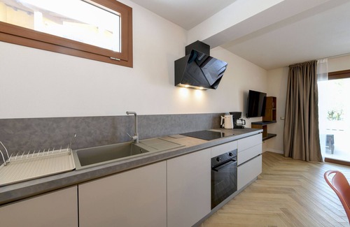 Pieve Vecchia Ski Chalet | Gardaliva 6 by the lake in Manerba del Garda