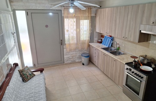 Paralio Astros Condo | GARDEN APARTMENT