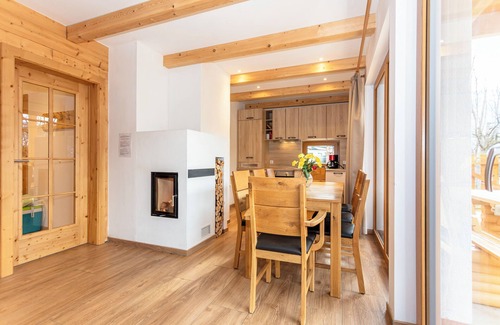 Lahntal Apartment | Garden apartment Mandl near Zell am See pool sauna