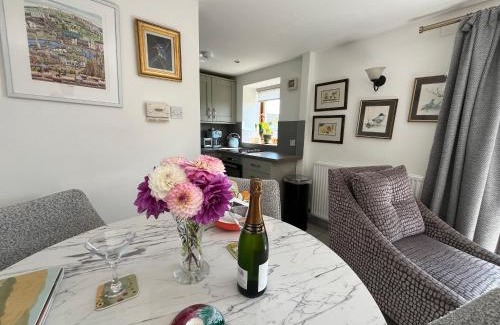 Kelso House | Garden Bank Cottage