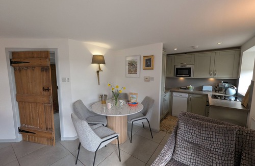 Kelso House | Garden Bank Cottage - Two Bedroom House, Sleeps 4