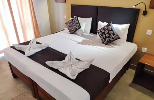 Wadduwa Hotel | Garden Beach Hotel