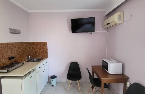 Tingaki Hotel | Garden City Image