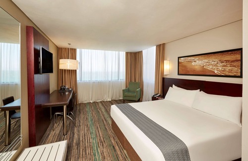 Humewood Hotel | Garden Court Kings Beach