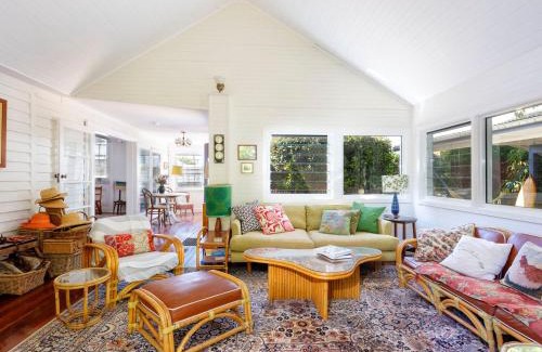 Tea Gardens House | Garden Cottage