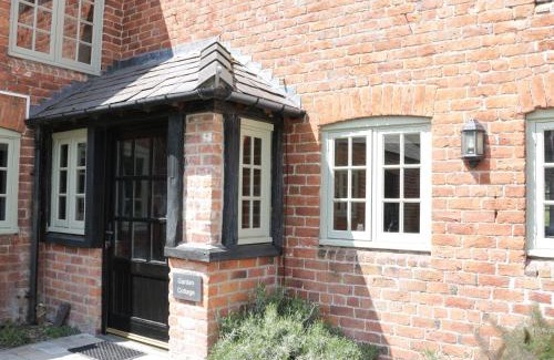 Newtown House | Garden Cottage