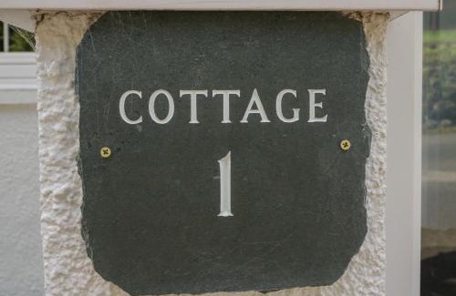 Keswick House | Garden Cottage No 1