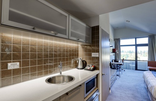 Queenstown City Centre Apartment | Garden Court Suites And Apartments