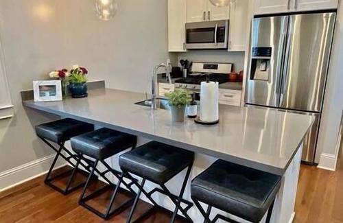 Faubourg Livaudais House | Garden District Getaway