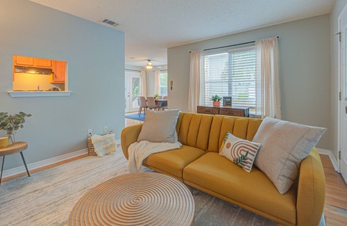 Touro House | Garden District Modern Retro Bungalow- The Wallflower