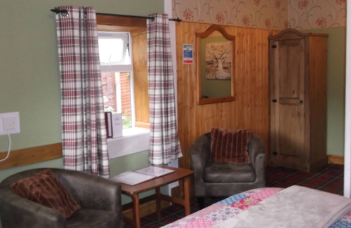 Glenurquhart Bed & Breakfast | Garden entrance double room