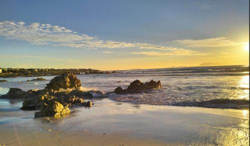 Pringle Bay Apartment | Garden es Cape