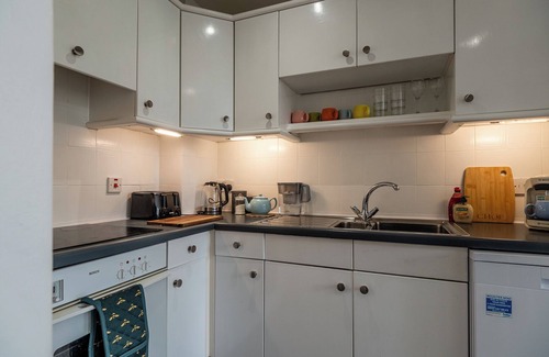 Bath Apartment | Garden Flat Apartment in Grosvenor Place