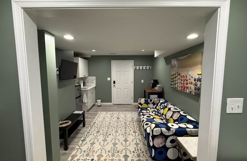 Montclair Apartment | Garden Hallow, Basement get away