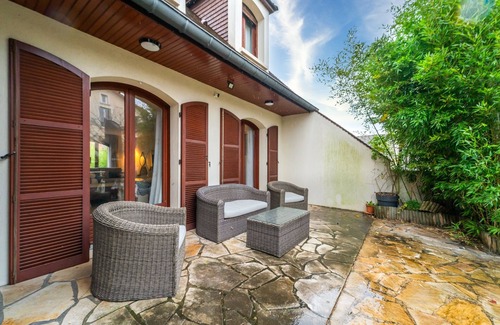 La Courneuve House | Garden Haven - Maison de 180m² avec jardin