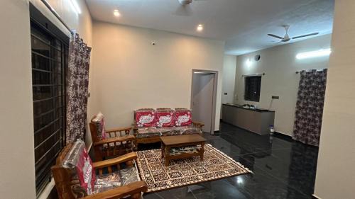Yelagiri Villa | Garden Homestay
