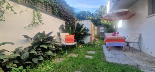 Torre del Lago Puccini House | Garden House With Private Parking - Belcantovillas