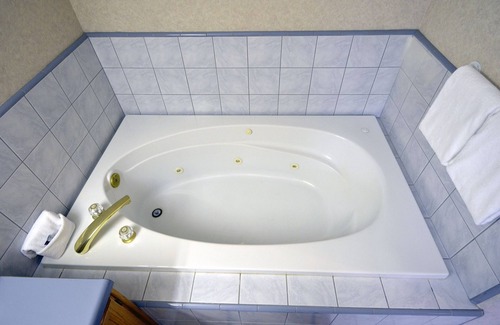 Fresno Hotel | Garden Inn and Suites