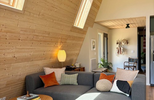 Story Cabin | Garden Lane A-frame cabin right on Irons Fork river