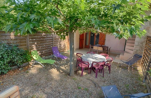 Calcatoggio Apartment | Garden-Level 3-Room Apartment, 6 Sleeps, Near La Liscia Beach