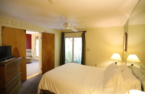 Waterville Valley House | Garden Level Inns WV105