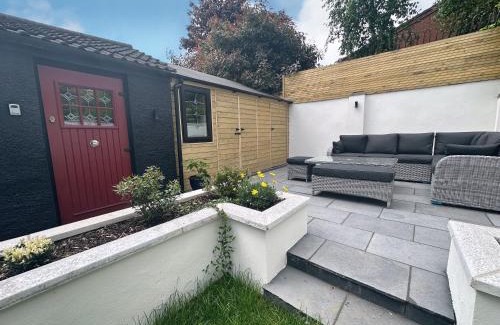 Belfast House | Garden Lodge