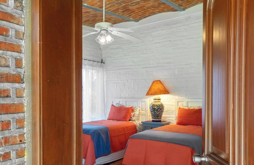 Ajijic Hotel | Garden of Dreams Boutique Hotel