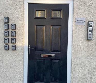 Hanham Apartment | Garden of Eden 1 Bedroom Flat in Fishponds