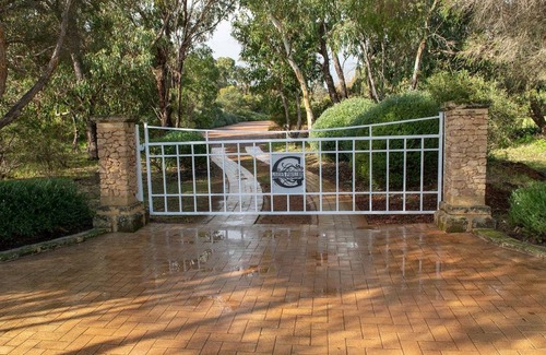 Yallingup Apartment | Garden Pavilion - Art House Yallingup