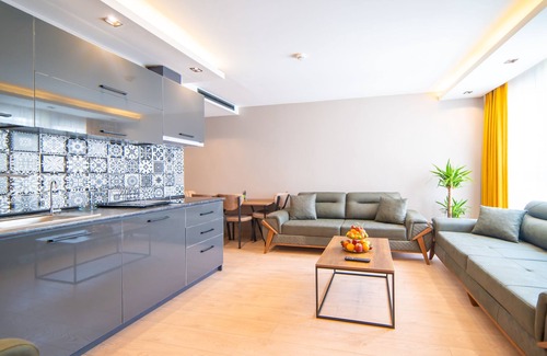 Kucukcekmece Hotel | Garden Room Suit Hotel