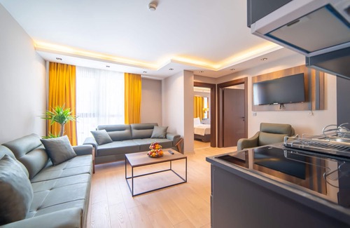 Kucukcekmece Hotel | Garden Room Suit Hotel