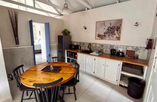 Walmer Apartment | Garden Sanctuary Suites